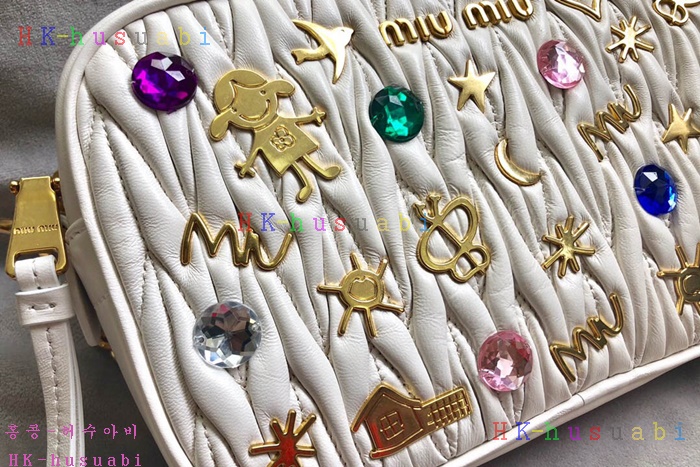 �ڹ̷��ޡڹ̿�̿� ���׶� ��ġ ���ڹ� M 5BH118-2