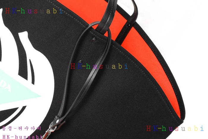 �ڹ̷��ޡ� ����� ĵ���� ����Ʈ ��Ʈ�� P 1BG220-4