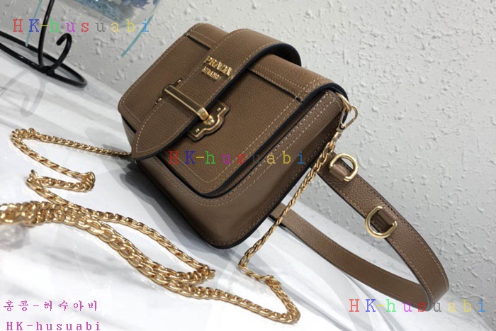 �ڹ̷��ޡ� ����� ī�̿� ���� ��Ʈ�� P 1BL004