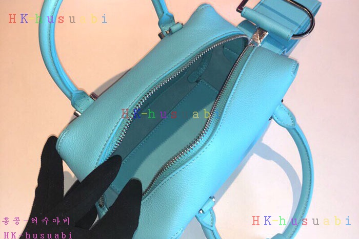 �ڹ̷��ޡ� ���� ��ڽ���  DB 684470-7