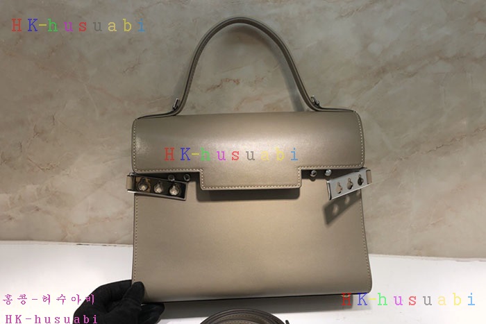 �ڹ̷��ޡ� ���� ����Ʈ�� DB 7425881-2