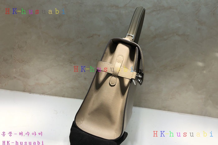 �ڹ̷��ޡ� ���� ����Ʈ�� DB 7425881-2