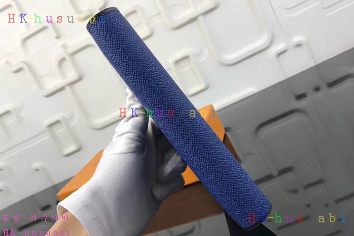 �ڹ̷��ޡڷ��̺��� ���¥ ���� LV M30559-2