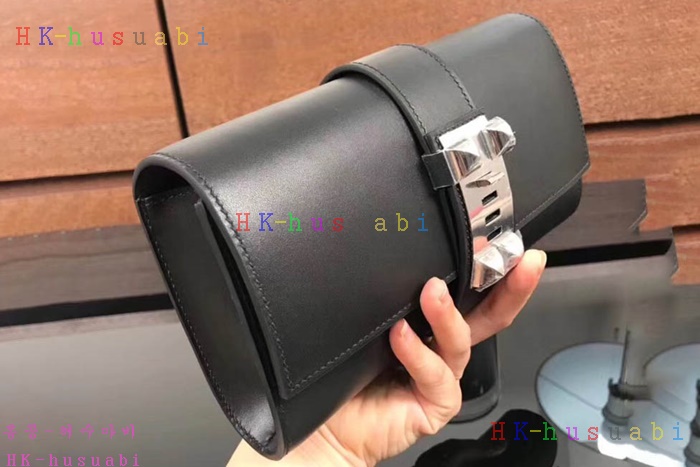 �ڹ̷��ޡ� �����޽� �޵��� Ŭ��ġ H 53226-3