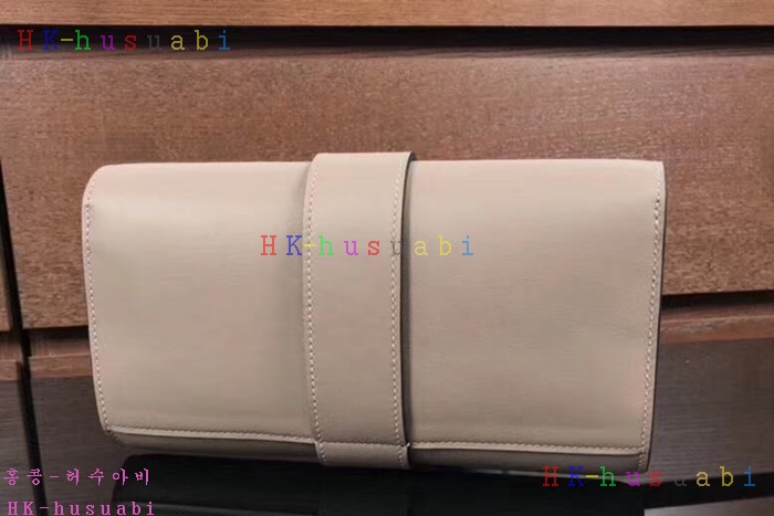 �ڹ̷��ޡ� �����޽� �޵��� Ŭ��ġ H 53226-4