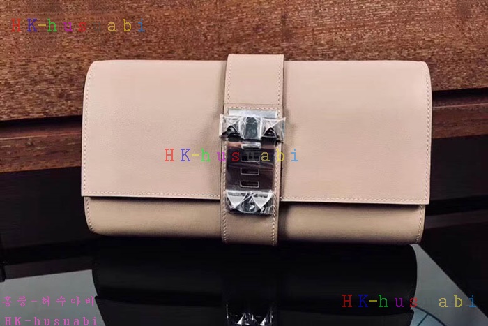 �ڹ̷��ޡ� �����޽� �޵��� Ŭ��ġ H 53226-4