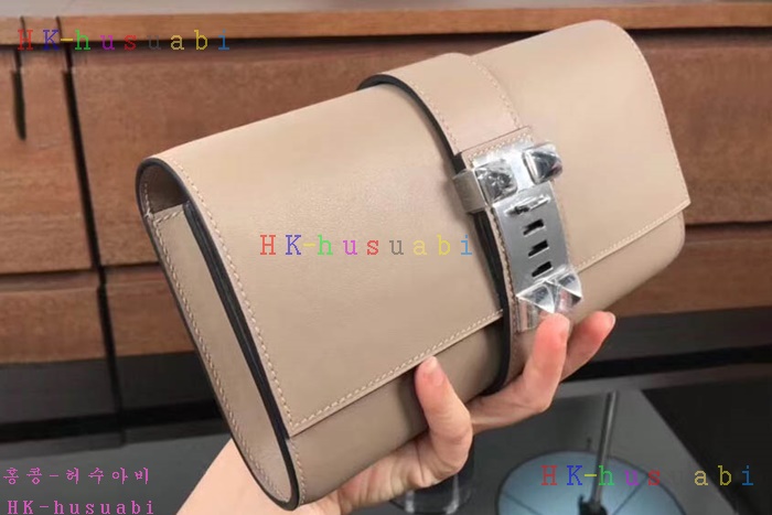 �ڹ̷��ޡ� �����޽� �޵��� Ŭ��ġ H 53226-4