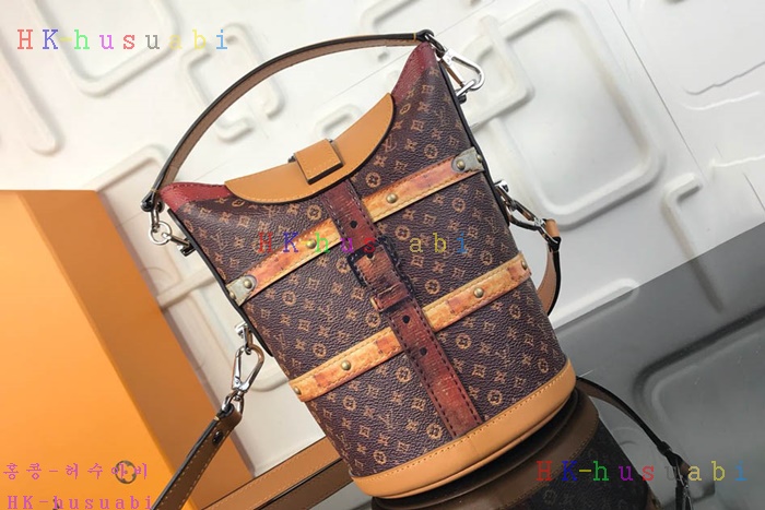 �ڹ̷��ޡ� ���̺��� ������ M52276