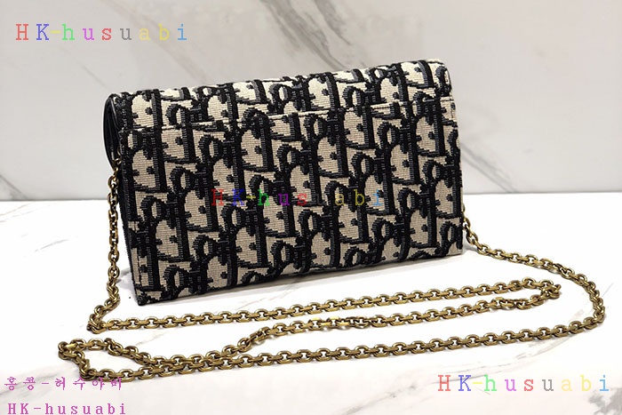 �ڹ̷��ޡ� ��� ���� WOC ü�ι� DR 557111