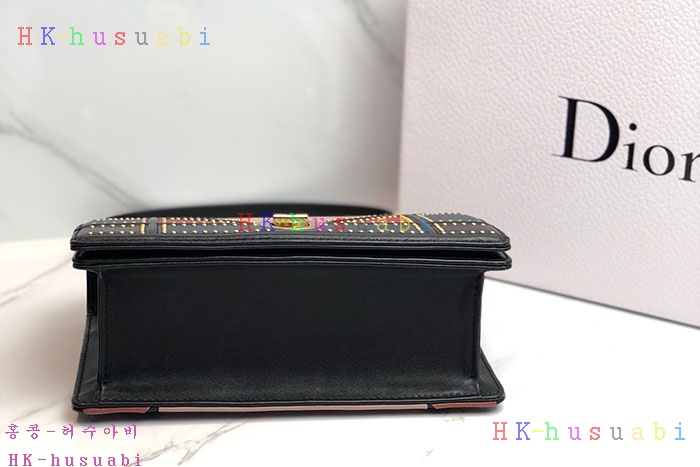 �ڹ̷��ޡ� ��� ����� ü�ι�  DR 0421#