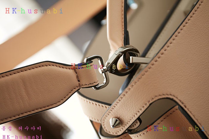 �ڹ̷��ޡ� ��� ��ī�ι�  F 5580007