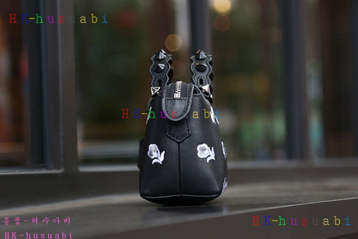 ڹ̷ޡ  ̴  F 8B995844