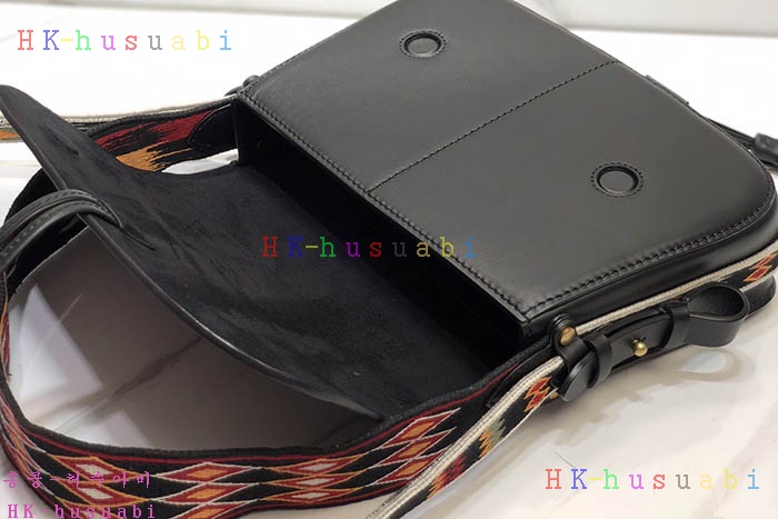 �ڹ̷��ޡ� ��� �ε��� �÷��� DR M8650CWTN_M911