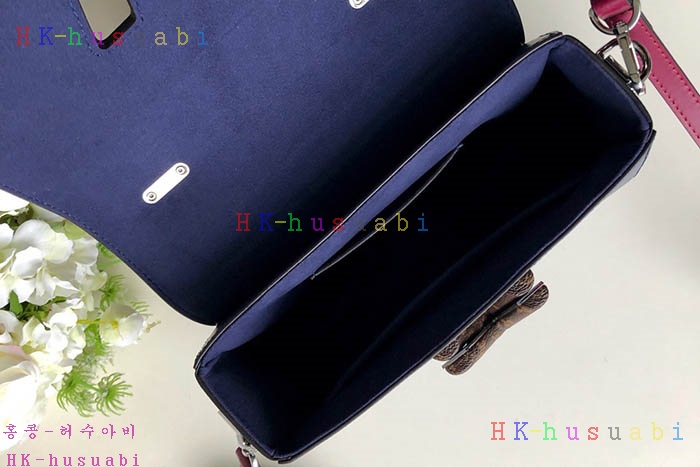 �ڹ̷��ޡڷ��̺��� ���� Ʈ����Ʈ LV M52513