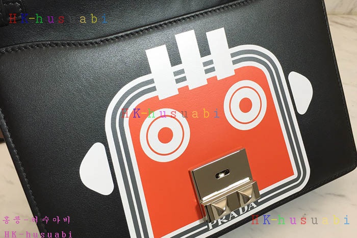 �ڹ̷��ޡ� ����� ũ�ν��� �Ż�  PR 1BD120