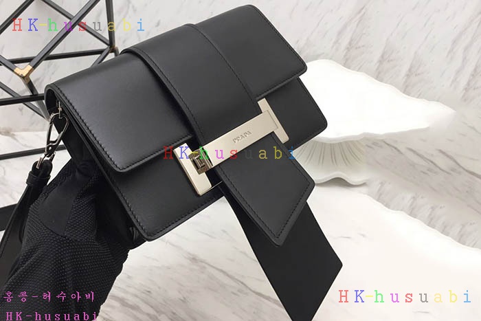 �ڹ̷��ޡ� ����� ��Ż ������ PR 1BD068