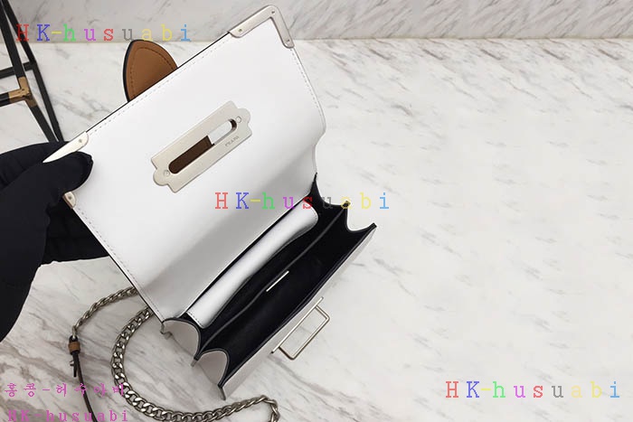 �ڹ̷��ޡ� ����� ī�̿��� PR 1BD045-3