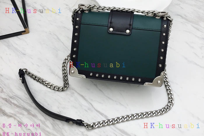 �ڹ̷��ޡ� ����� ī�̿��� PR 1BD045-4