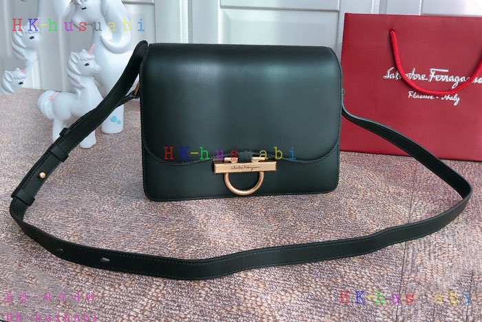 �ڹ̷��ޡ� �䷹���� Ŭ���� �÷��� P 21H321