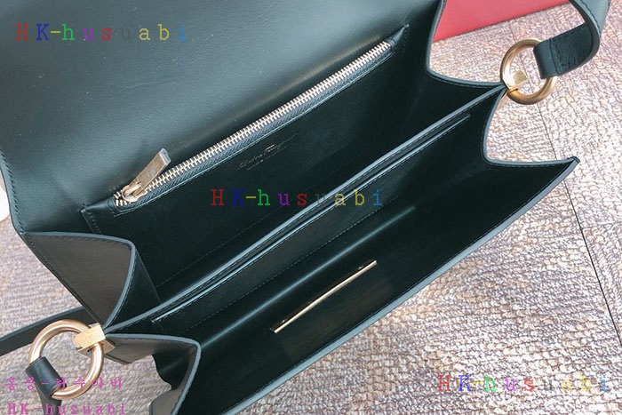 �ڹ̷��ޡ� �䷹���� Ŭ���� �÷��� P 21H321