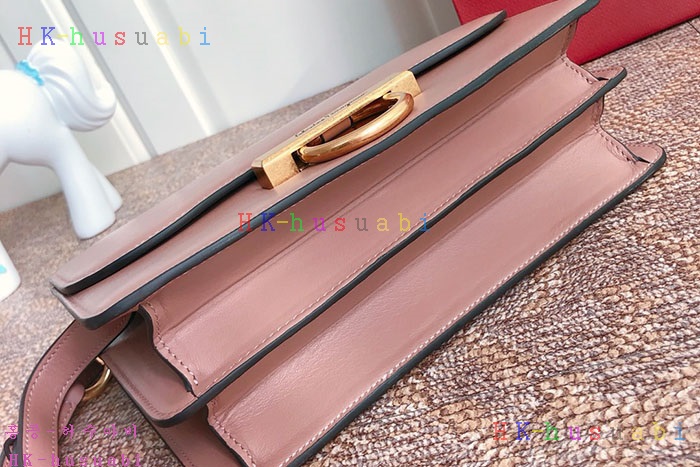 �ڹ̷��ޡ� �䷹���� Ŭ���� �÷��� P 21H321-4