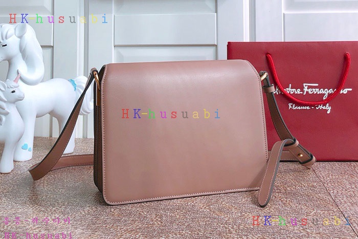 �ڹ̷��ޡ� �䷹���� Ŭ���� �÷��� P 21H321-4