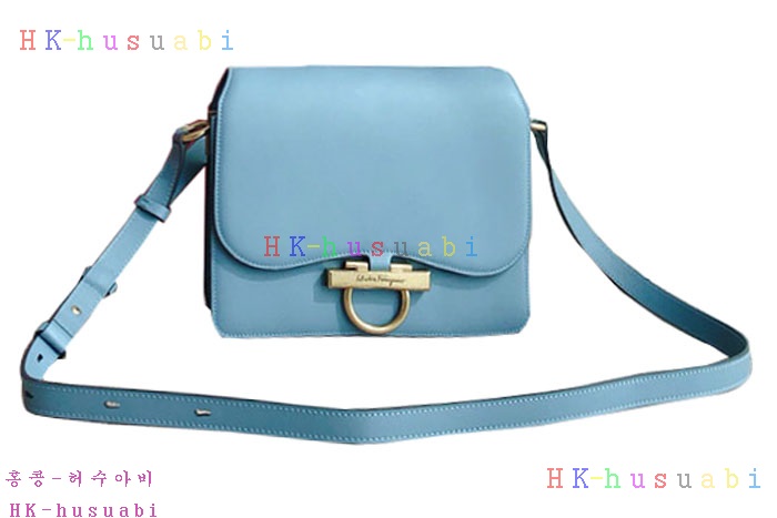 �ڹ̷��ޡ� �䷹���� Ŭ���� �÷��� P 21H321-5