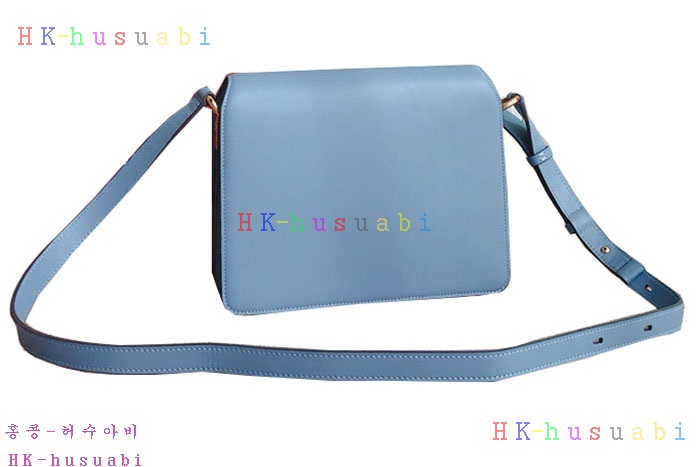 �ڹ̷��ޡ� �䷹���� Ŭ���� �÷��� P 21H321-5