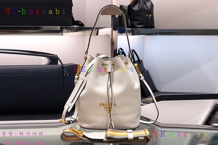 �ڹ̷��ޡ� ����� ���ڷ� ���̳� ��Ŷ�� P 1BE018-2