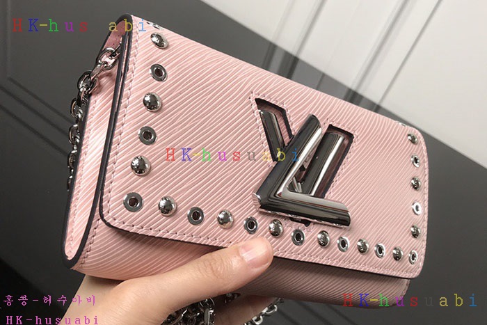 �ڹ̷��ޡ� ���̺��� Ʈ����Ʈ ü�� ������ M62307