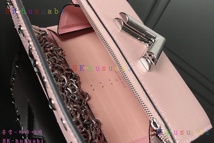 �ڹ̷��ޡ� ���̺��� Ʈ����Ʈ ü�� ������ M62307