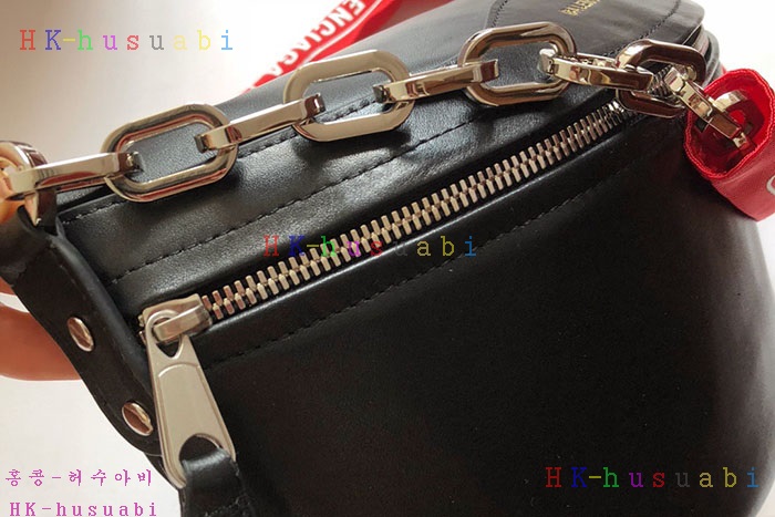 �ڹ̷��ޡ� �߷��þư� ü�� ũ�ν��� B 106B