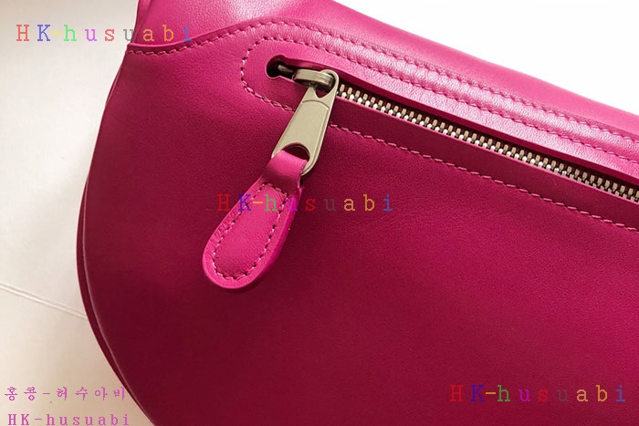 �ڹ̷��ޡ� �߷��þư� ü�� ũ�ν��� B 106B-2