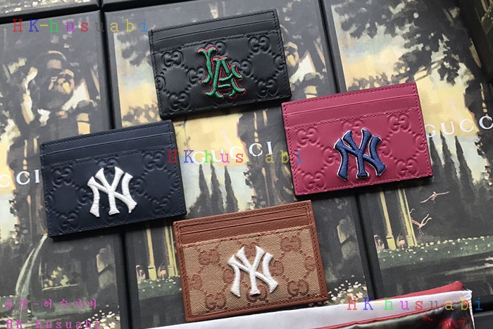 �ڹ̷��ޡ� ���� LA������ ��ġ ī������ GU 547793