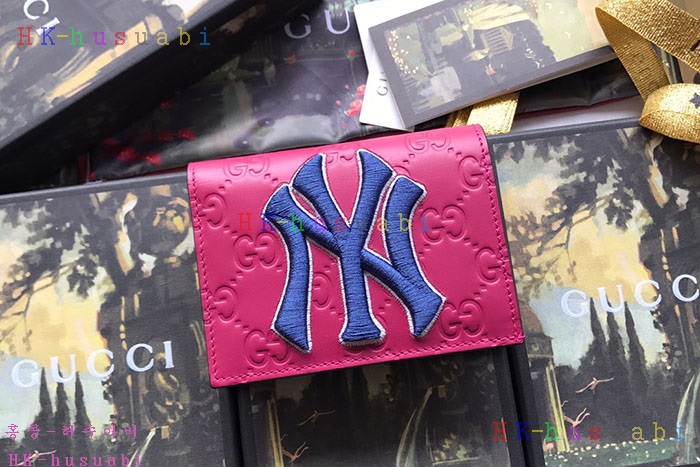 �ڹ̷��ޡ� ���� LA������ ��ġ ������ GU 547789-4