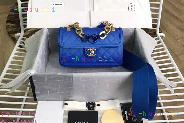 �ڹ̷��ޡ� ���� �׶��̼� �÷��� CH AS0061