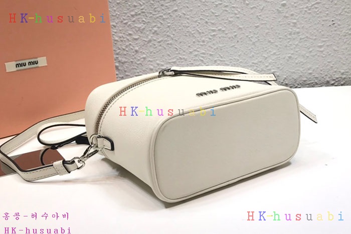 �ڹ̷��ޡ� �̿�̿� ���� ����� MU 5BH122-2