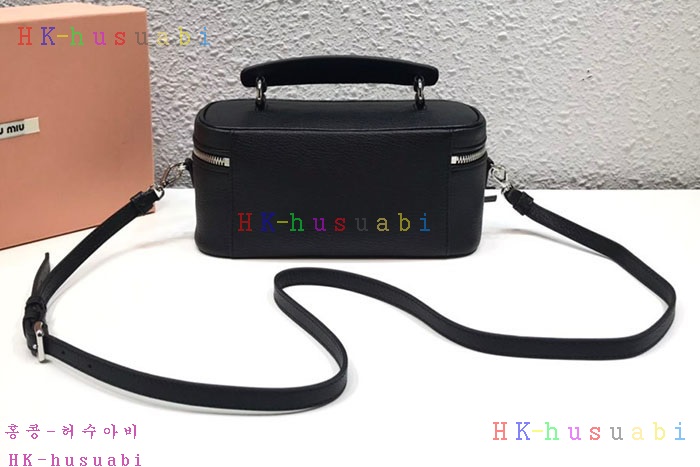 �ڹ̷��ޡ� �̿�̿� ���� ����� MU 5BH121-3