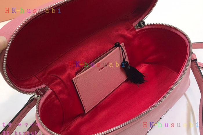 �ڹ̷��ޡ� �̿�̿� ���� ����� MU 5BH121-2