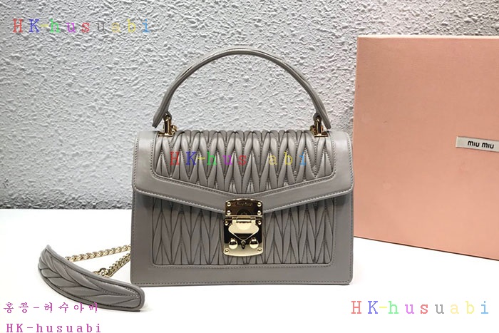 �ڹ̷��ޡ� �̿�̿� ���ǵ��� ��Ʋ�� ��Ʈ�� MU  5BA094��4