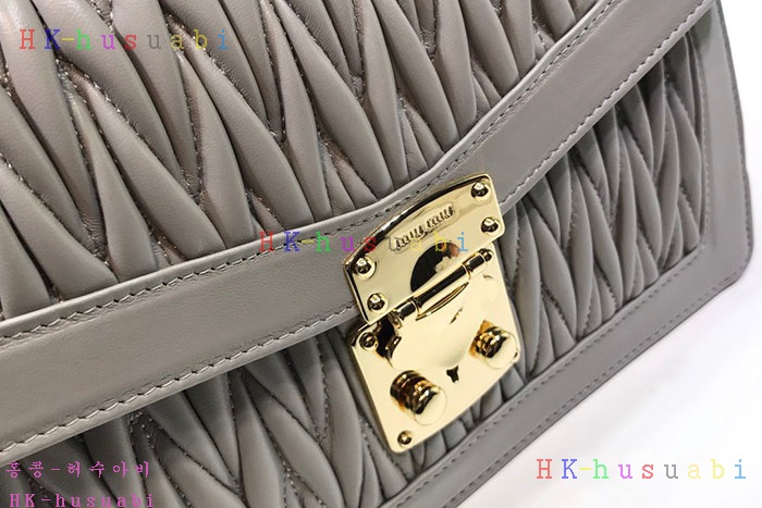 �ڹ̷��ޡ� �̿�̿� ���ǵ��� ��Ʋ�� ��Ʈ�� MU  5BA094��4