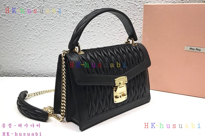 �ڹ̷��ޡ� �̿�̿� ���ǵ��� ��Ʋ�� ��Ʈ�� MU  5BA094����