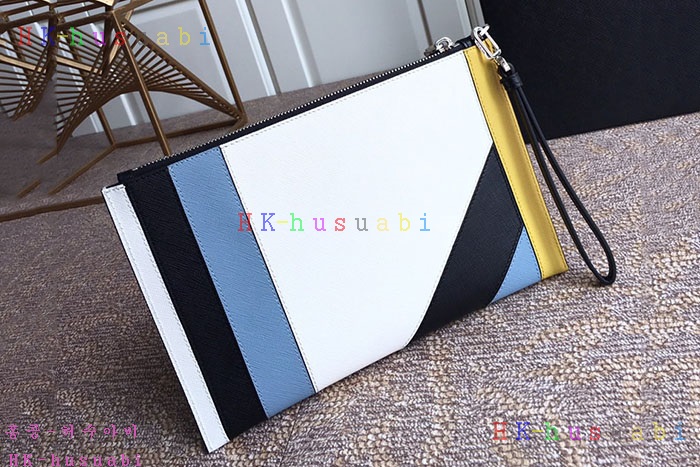 �ڹ̷��ޡ� ����� Ŭ��ġ��  PR 2VG005