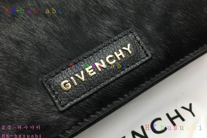 �ڹ̷��ޡ� ����� �����ٵ� ũ�ν��� GV 2998010