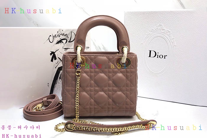 �ڹ̷��ޡ� ��� ���̵�� DR 240044