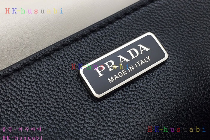 �ڹ̷��ޡ� ����� ī�̿��� PR 1BD045-3-1