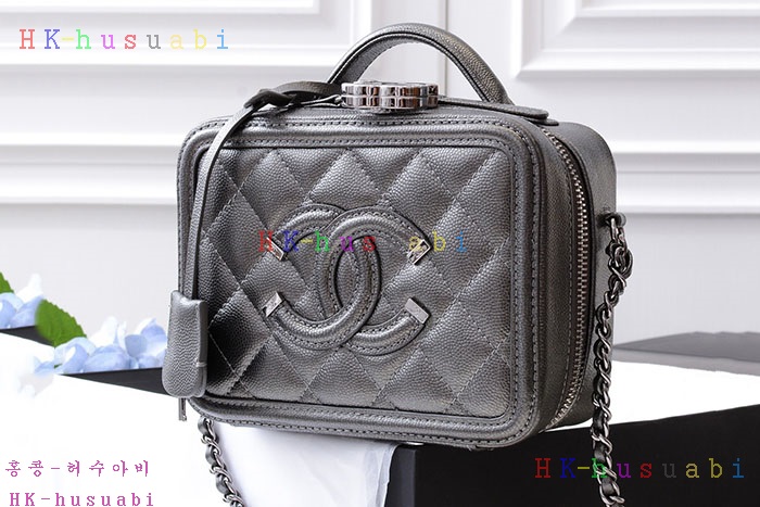 �ڹ̷��ޡ� 2019SS ���� �ڽ���ƽ ���̽� CH A93342-3