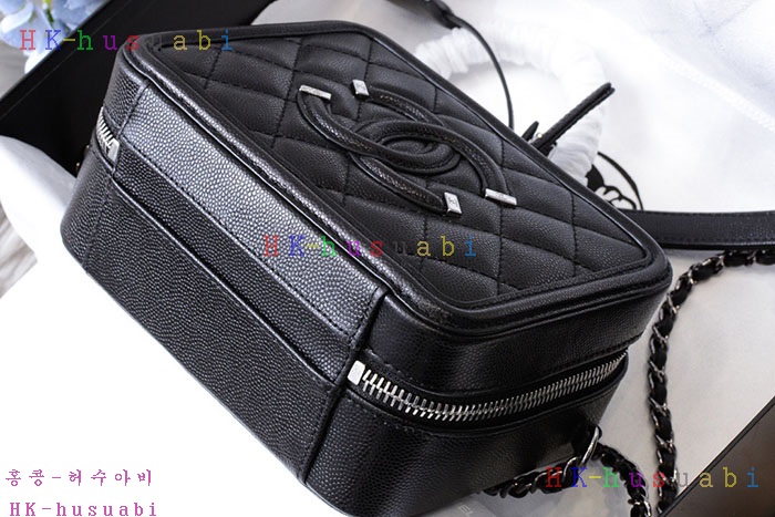 �ڹ̷��ޡ� 2019SS ���� �ڽ���ƽ ���̽� CH A93342-2