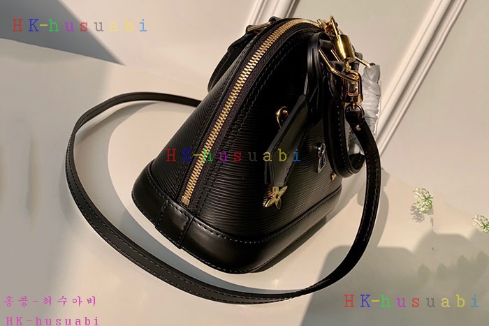 �ڹ̷��ޡ�2019SS ���̺��� �˸� BB  M52884
