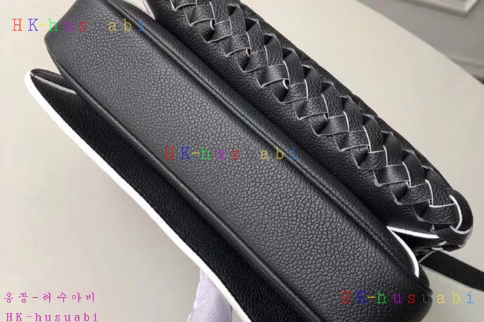 �ڹ̷��ޡ� ���̺��� ����Ʈ ��Ƽ��  M43941-2